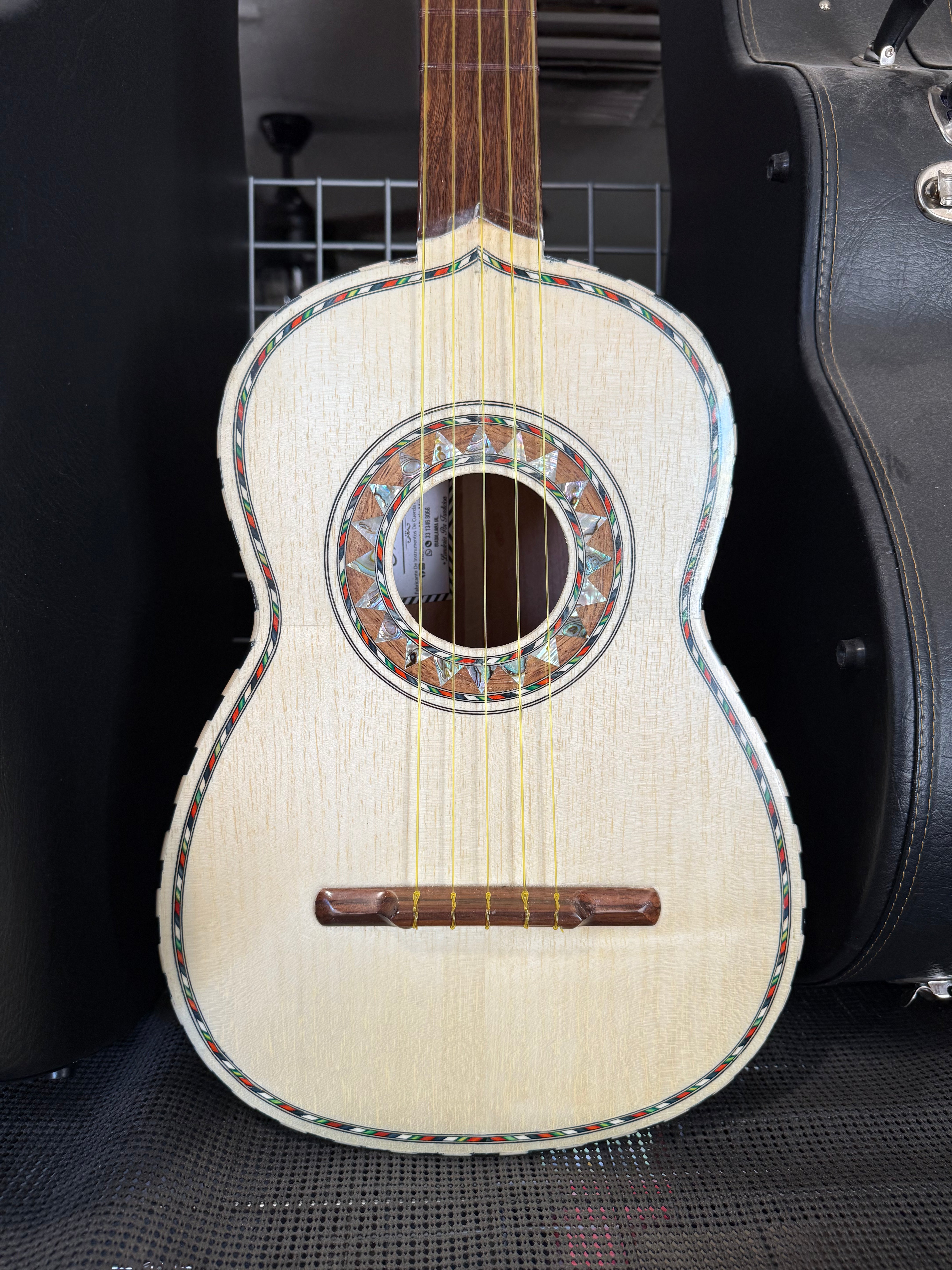 Martin Morales Vihuela Size 2