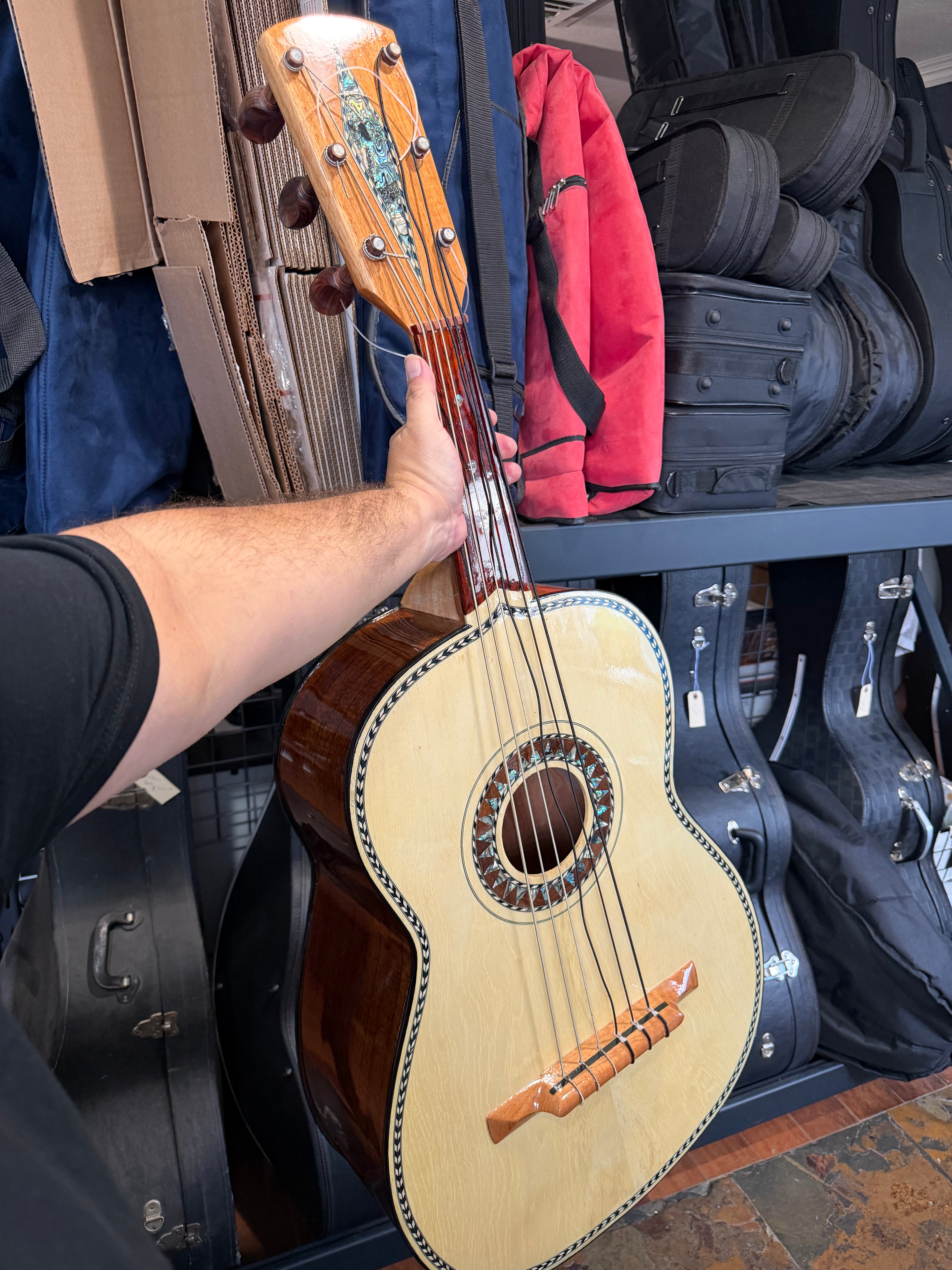 VTV - Pro Guitarron Size 2