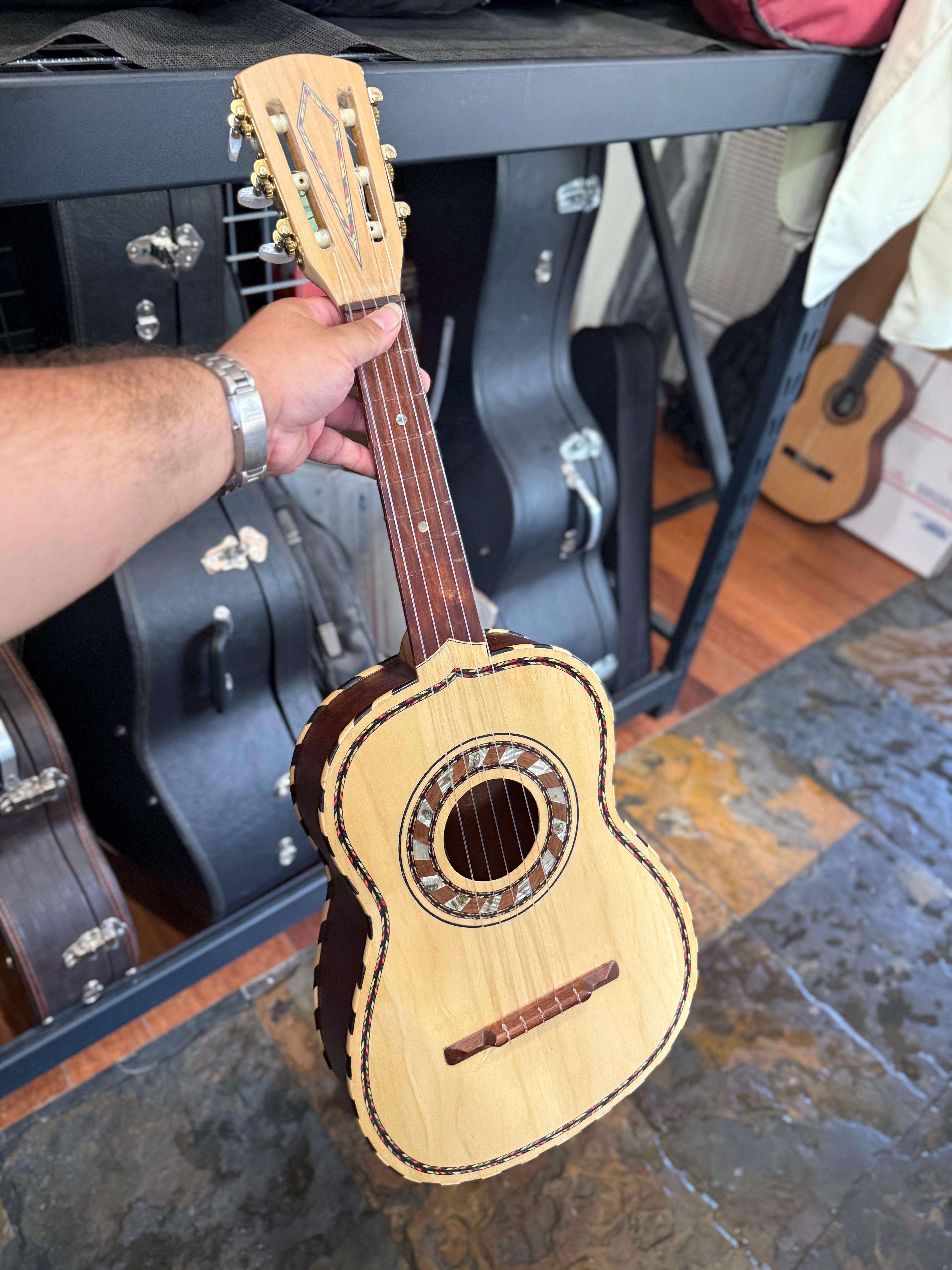 Ruben Morales Size 3 Vihuela ( Used )