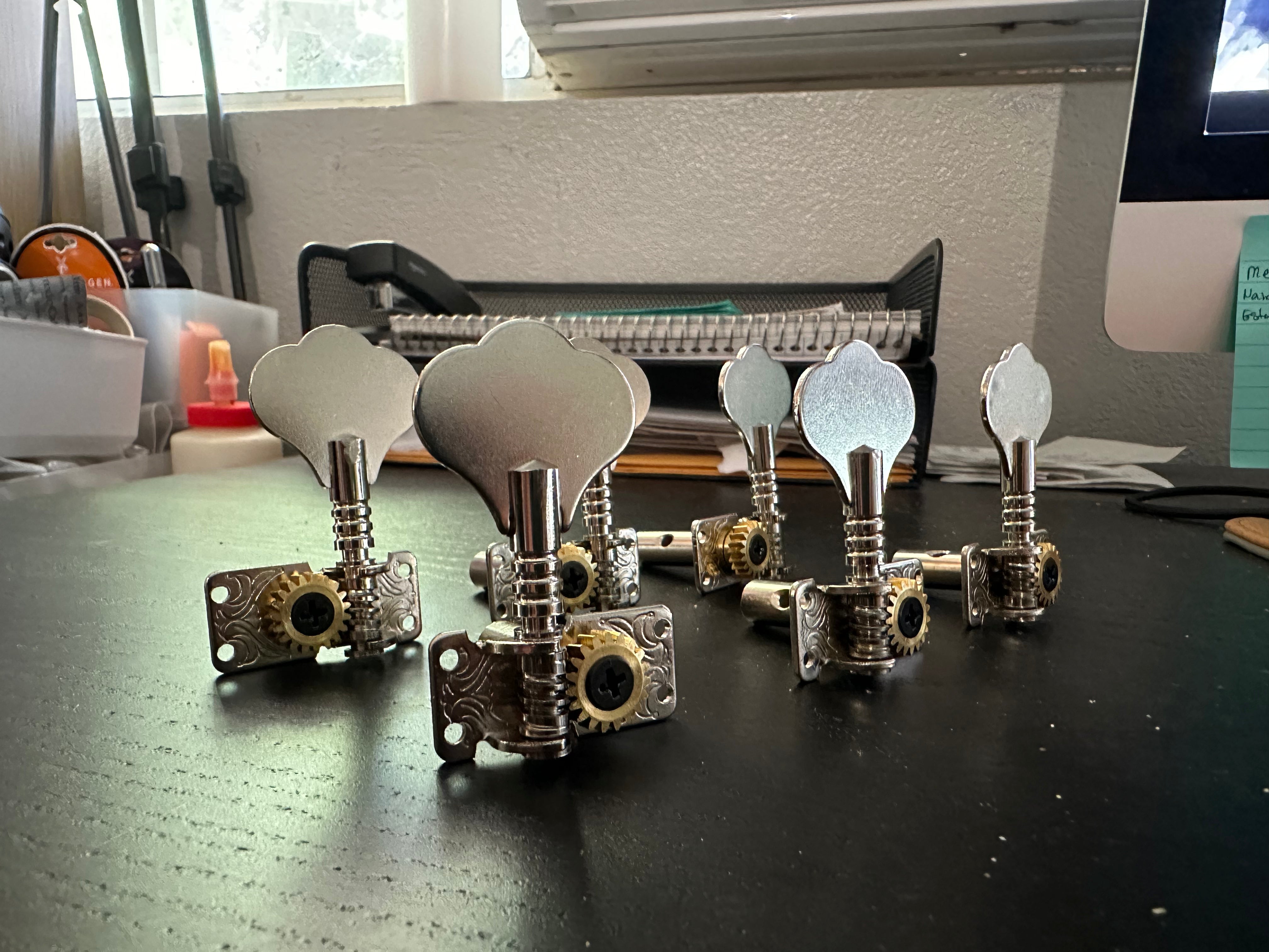 Guitarron Machine Heads