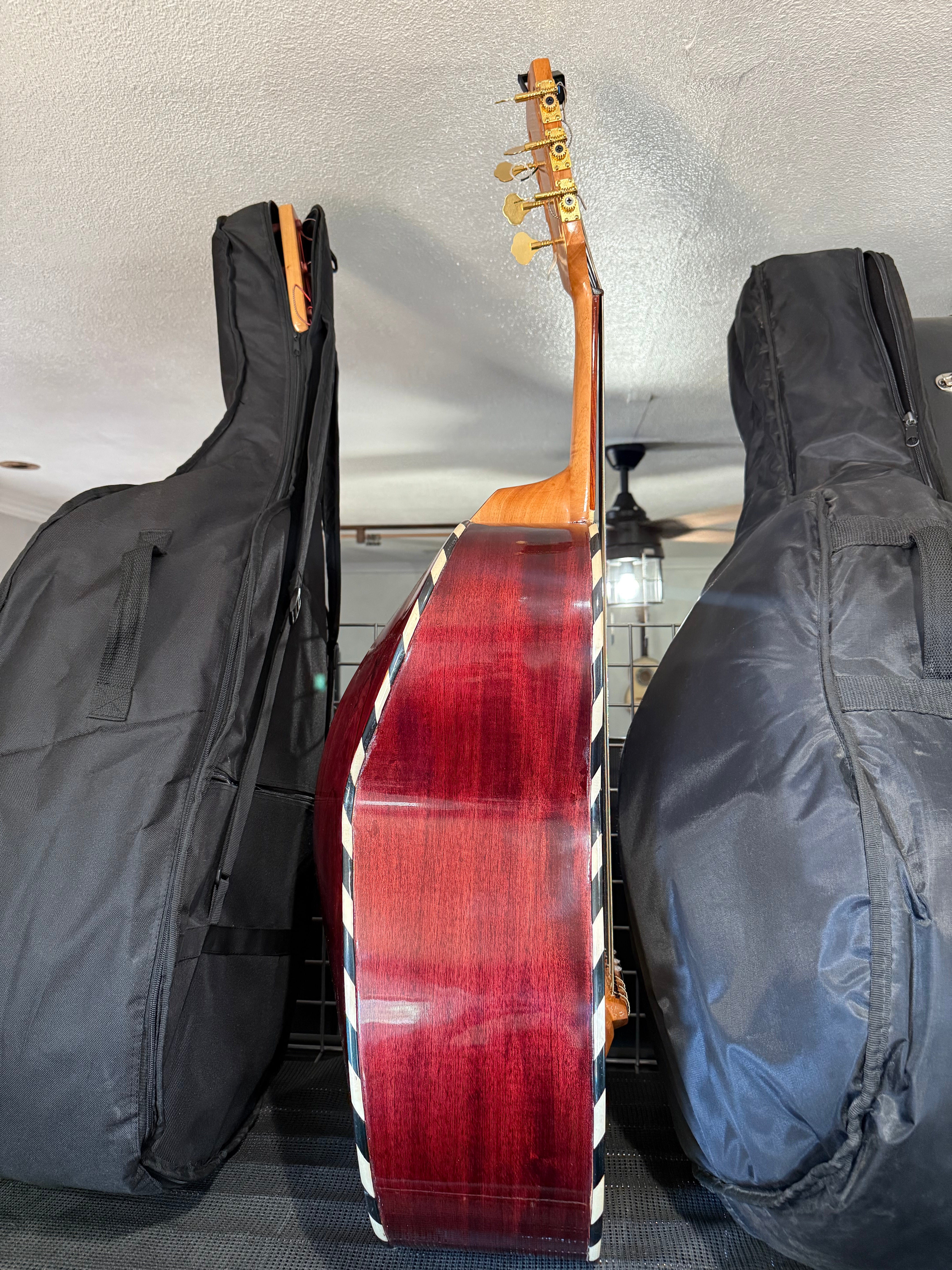 Lauderia Ramirez Guitarron Size 1